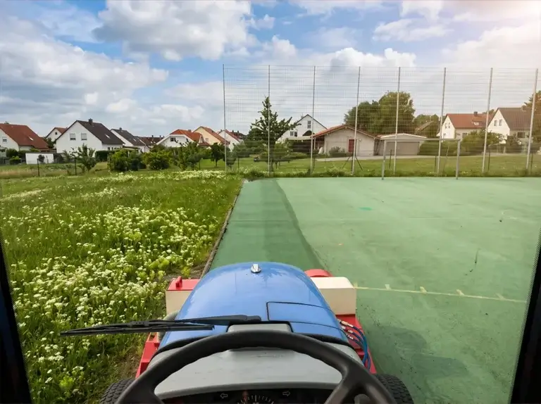 Top Green Kunststoffbodenreinigung Ballsportanlagen