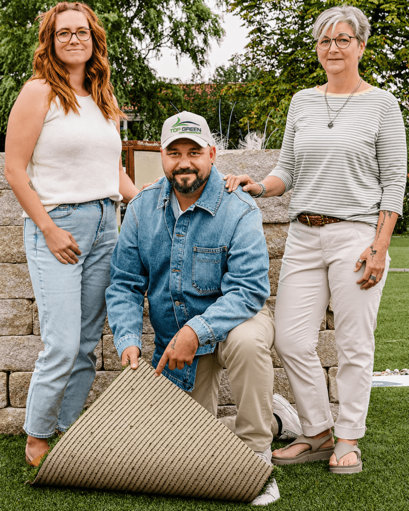 Patrick Jonas mit dem TOP GREEN Team im Showgarten in Bernau bei Berlin